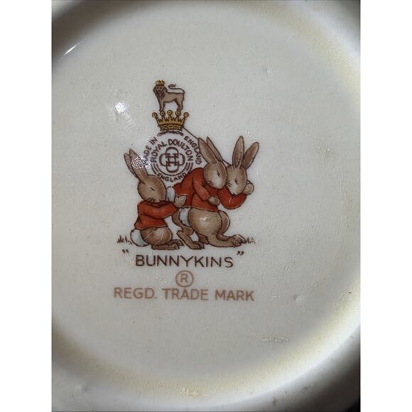 Royal Doulton BUNNYKINS Fine Bone China Child Dish Bowl Family balloons vintage - Picture 5 of 8